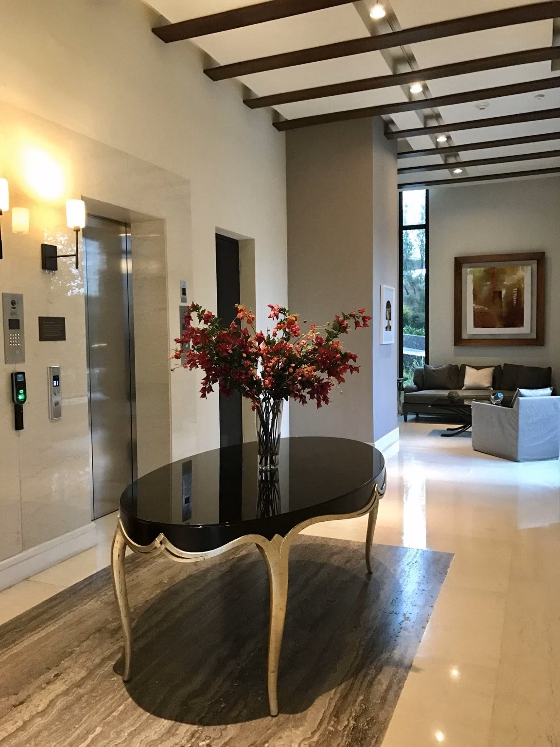Lobby de El Alear